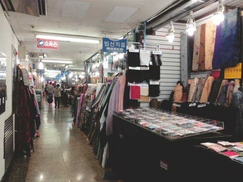 Dongdaemun+Fabric+Market+2.jpg